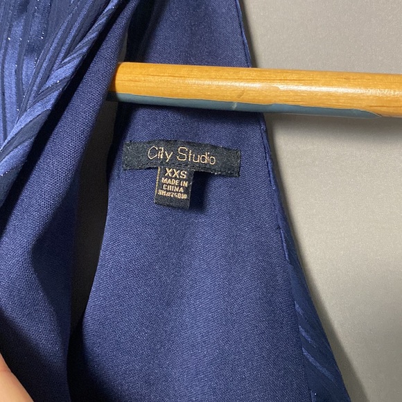 City Studio navy blue high-low dress. - Picture 4 of 6